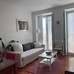 Apartamento Lisboa Apartman *